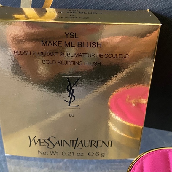 YSL Make Me Blush Bold Blurring Blush - Picture 4 of 5